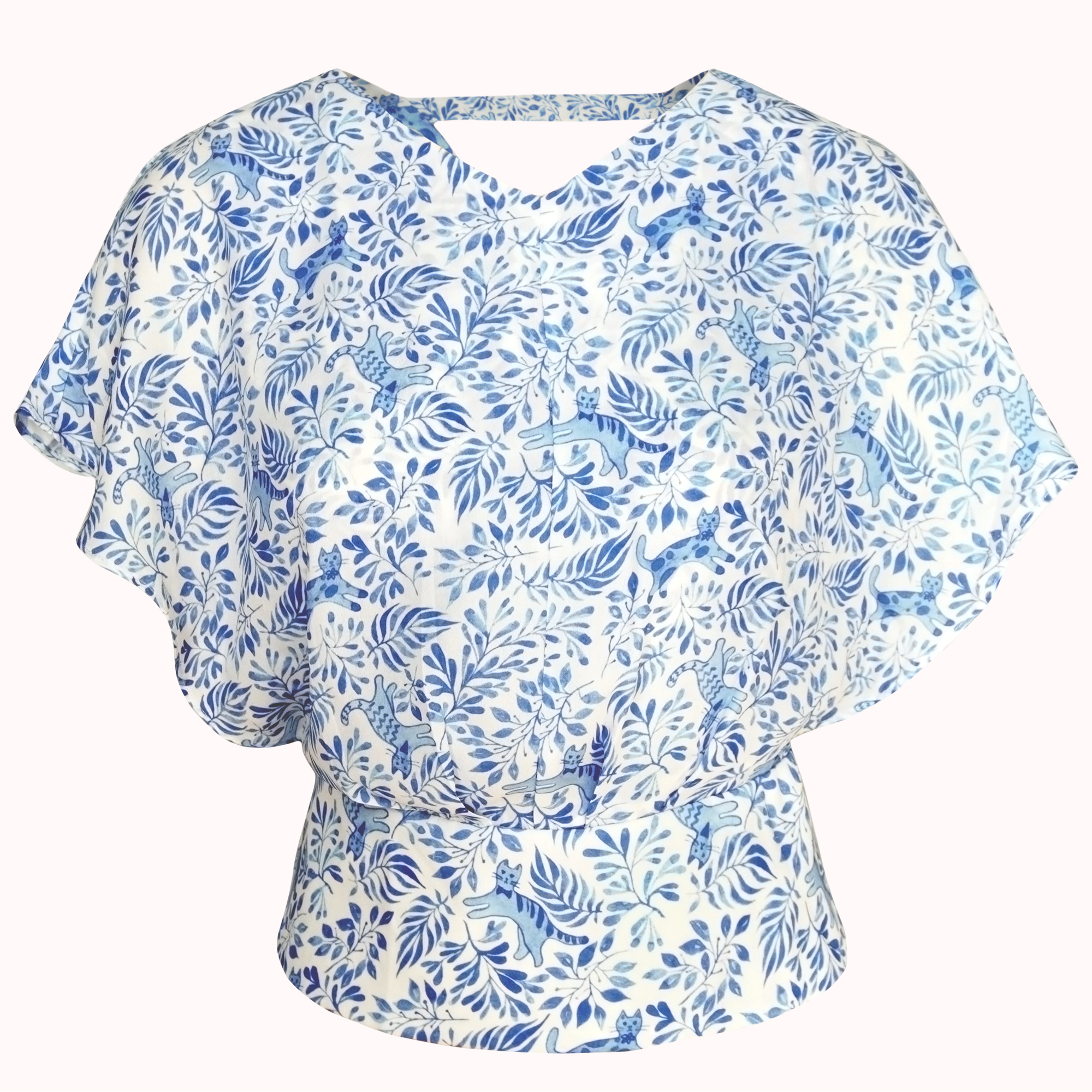 BLUE PAISLEY KITTEN BUTTERFLY SLEEVE TOP